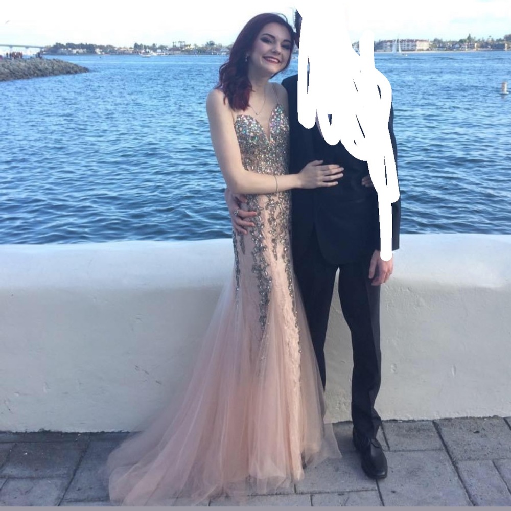 Dave & Johnny prom dress